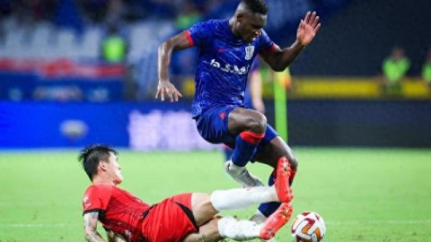 中超争冠夜：申花主场补时绝平却失榜首，海港客场小胜夺回夺冠主动权