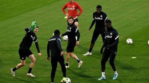 欧冠雄鹰展翅翱翔萨尔茨堡红牛克罗地亚备战纪实