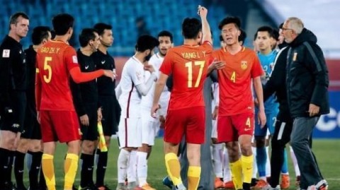 独家深度  国足2-0完胜世界杯新军，邵佳一执教首秀开门红背后的战术革命