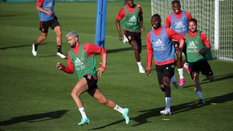 德国营地星光下的誓言：土耳其雄狮在欧洲杯前静待亮剑