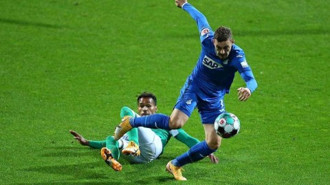 绿白军团战平霍芬海姆：不莱梅主场奏响坚韧与速度的冰与火之歌