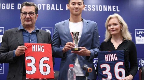 宁泽涛出任法甲中国推广大使 深圳发布会获赠36号球衣