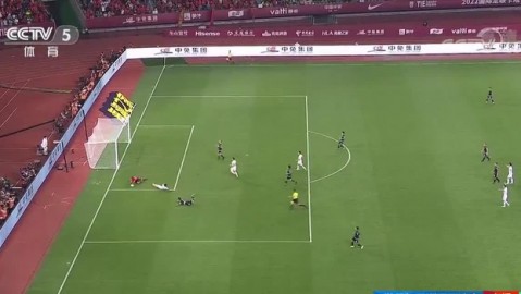 邵佳一麾下的“新国足”：从八球理论幻想到1-0脚踏实地，重庆雨夜捍卫荣誉拒当垫底
