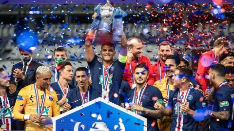 法国杯决赛鏖战，巴黎圣日耳曼小胜圣埃蒂安加冕双冠王