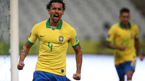 五星巴西世预赛强势启航 内马尔华丽助攻双响引领五球大胜