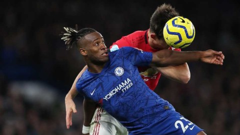 斯坦福桥的红魔盛宴：曼联双杀切尔西，马奎尔与马夏尔照亮争四之路