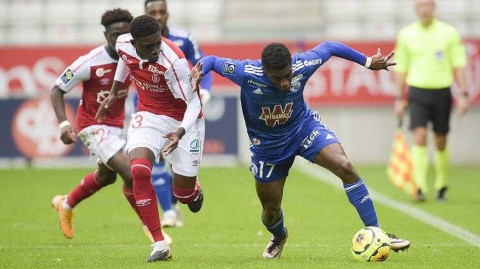 兰斯主场激战斯特拉斯堡 乌龙点球大战锁定胜局