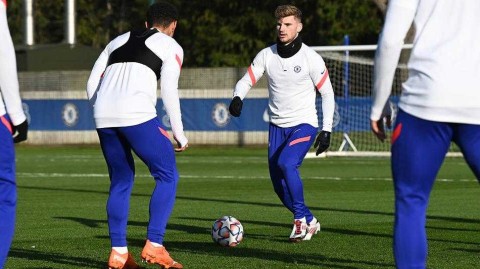 欧冠大捷前夜，蓝军静待塞维利亚：切尔西训练场上的专注与野心