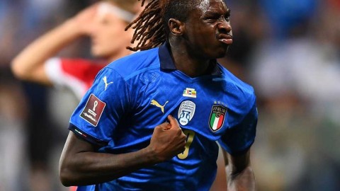 意大利五球大胜立陶宛刷新不败纪录 新星闪耀亚平宁