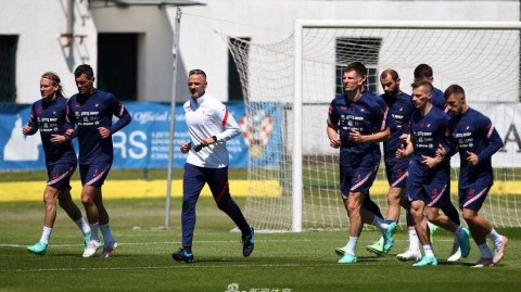 亚得里亚海边的格子军团 克罗地亚国家队剑指欧洲杯