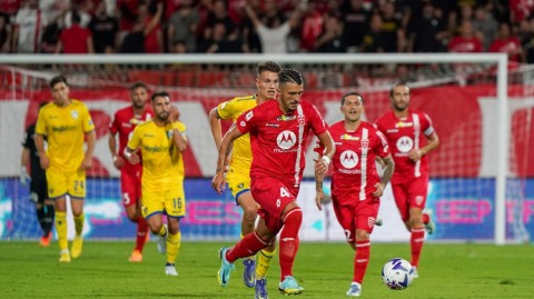 绿茵激战：蒙扎逆转弗洛西诺内晋级意大利杯