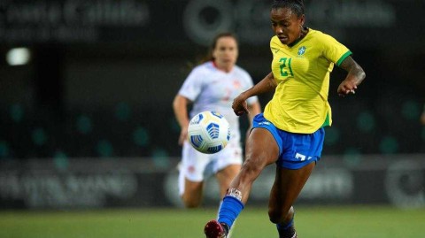 友谊赛巅峰对决 巴西女足0比0战平加拿大女足