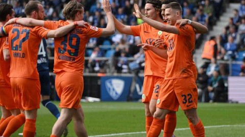 德甲激战波鸿主场惨败狼堡五球横扫