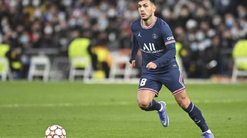 尤文新援帕雷德斯亮相都灵城 阿根廷中场开启意甲征程