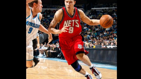 2026赛季篮网惨遭黄蜂31分痛击，摆烂之路何时见底？