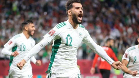 沙漠德比的荣耀与激情：复盘阿拉伯杯阿尔及利亚战平埃及的那个不眠夜