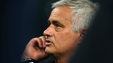 罗马绝杀献礼千场里程碑，狂人穆里尼奥激情重燃仿若少年