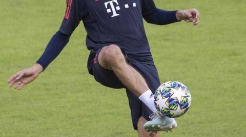 欧冠荣耀前夜，拜仁慕尼黑雅典备战静待巅峰