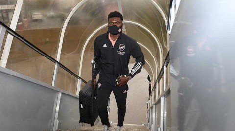 客场逆转之夜 阿森纳欧联杯征程的光影瞬间