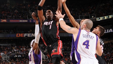 2026NBA季后赛首轮巅峰对决，巨星上演生死时速