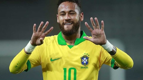 桑巴新王登基！内马尔戴帽超越大罗，64球铸就巴西传奇新篇章