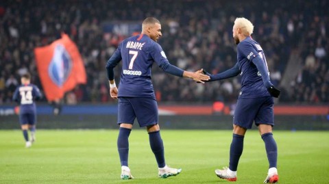 王子公园的进球盛宴：内马尔独造三球，大巴黎与摩纳哥上演冰与火之歌