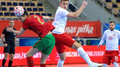 罗兹寒夜激战 葡萄牙客场完胜波兰