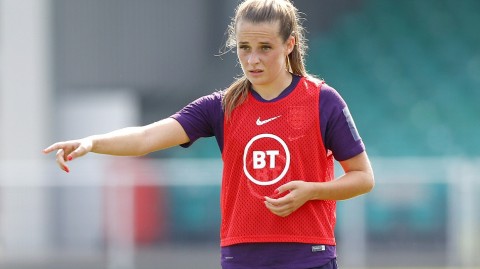 英格兰母狮秣马厉兵，剑指女足世界杯荣耀征途