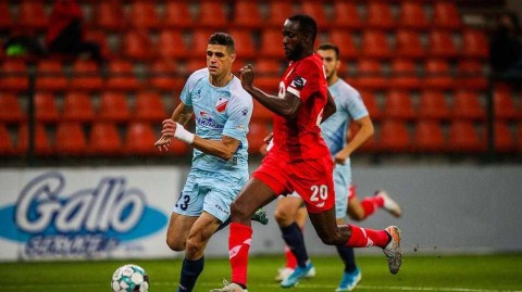 标准列日鏖战伏伊伏丁那，定格欧联杯资格赛的经典瞬间