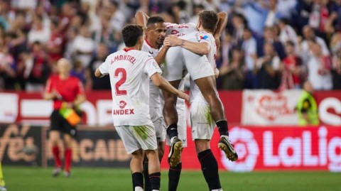 塞维利亚绝杀致胜皮斯胡安球场上演激情逆转夜