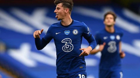 圆月弯刀连线凌空一击 蓝桥完美收官锁定欧冠