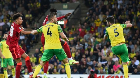 联赛杯：南野拓实双响，利物浦客场三球轻取诺维奇