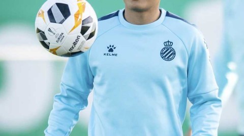 从巴塞罗那到崇明岛 武磊的足球初心与不懈坚持