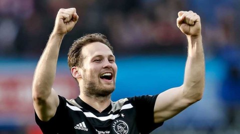 续约！阿贾克斯官方宣布与布林德延长合同至2023年