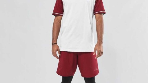 拜仁百廿载华章，复古球衣重现卅二经典荣光