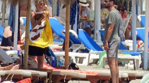 从“小禁区之王”到教练席：范尼斯特鲁伊的足球人生