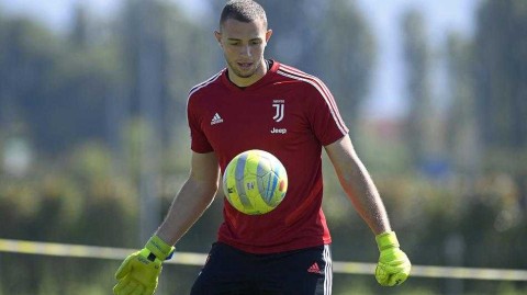 斑马军团新生力量：尤文图斯U23夏练三伏，蓄力新篇章