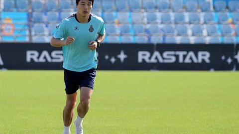 武磊痊愈归来，西班牙人训练场上重现“核武7”身影