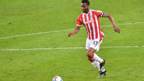 蓝桥铁腰终挂靴 尼日利亚传奇中场米克尔告别绿茵