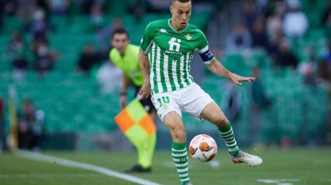 欧战硝烟中的绿茵悲喜剧