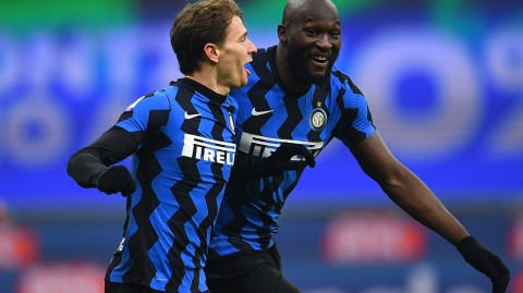 蓝黑风暴终结四年等待：巴雷拉传射闪耀，比达尔弑旧主助国米完胜尤文