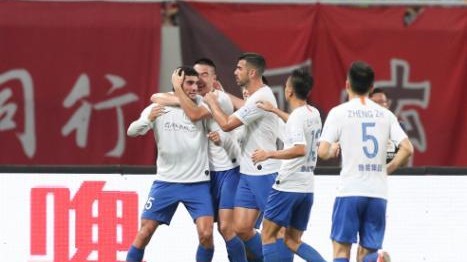 山东泰山足协杯遭成都蓉城淘汰，1-3主场爆冷出局创八年最差纪录