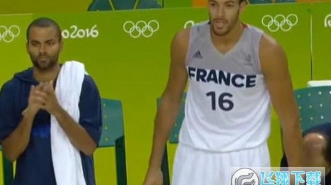 库里末节四记三分定江山！美国男篮98-87险胜法国，奥运五连冠+杜兰特加冕历史四金王