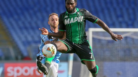 蓝鹰主场遭补时绝杀，萨索洛爆冷逆转意甲亚军