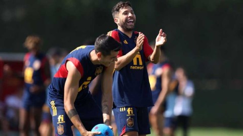 斗牛士军团卡塔尔备战掠影 轻松氛围蕴藏决战锋芒