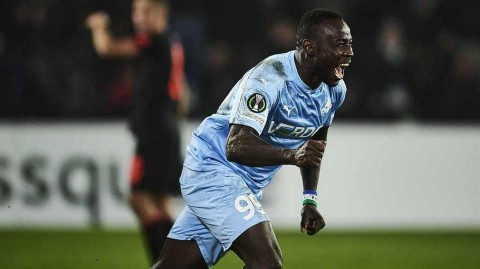 欧协联激战丹麦：兰德斯两球领先痛失好局，亚布洛内茨最后时刻绝平救主