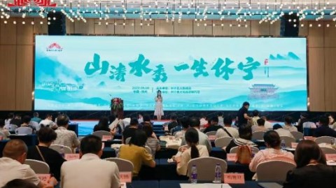 七万“大莲花”一夜刺骨寒——国足0-2澳大利亚无缘直通世界杯