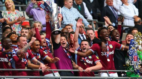 维拉公园狂欢夜，英超我们回来了