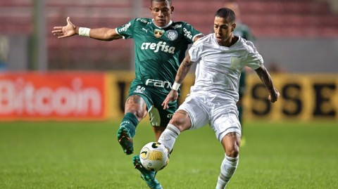 绿衫军客场奏凯 米内罗美洲主场憾负帕尔梅拉斯