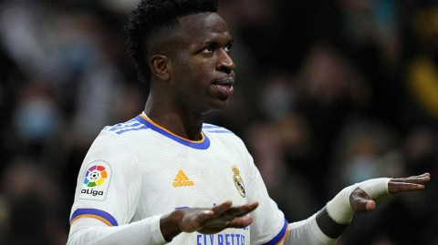 伯纳乌的逆转之夜 维尼修斯绝杀点燃激情